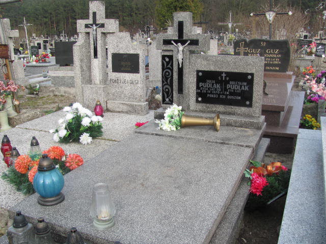 Grób Julia Pudlak