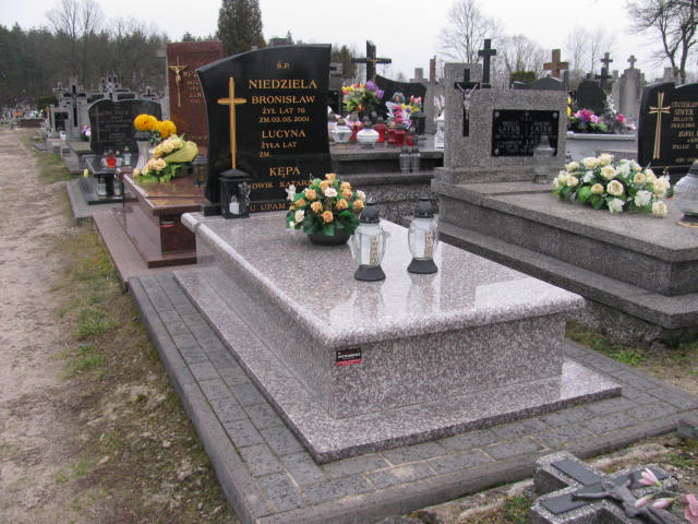 Bronisław Niedziela 1921 Kock - Grobonet - Wyszukiwarka osób pochowanych